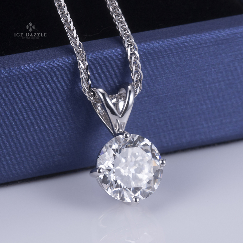 10k Gold 1/3 Carat T.W. Diamond Solitaire Pendant Necklace