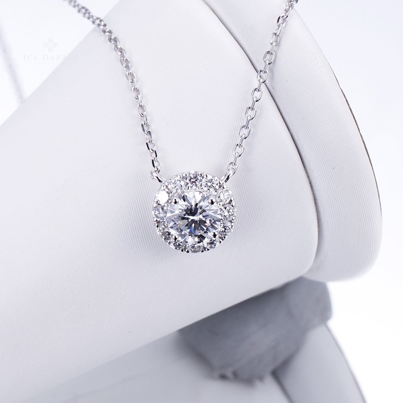 Lab Grown Diamond Pendant Necklace in 18K White Gold (0.75 Ct. Tw. ) - Ice Dazzle - VVX™ Lab Diamond - Solitaire Pendant